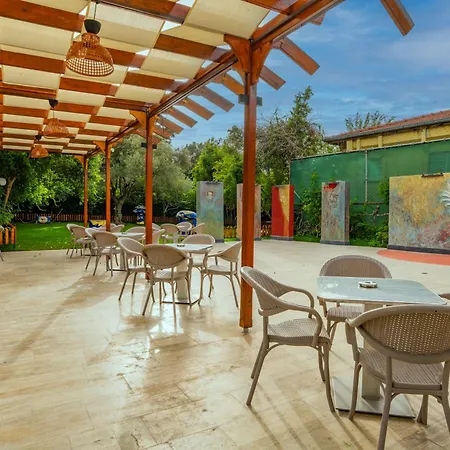 Marbel By Palmwings 4* كوشاداسيه